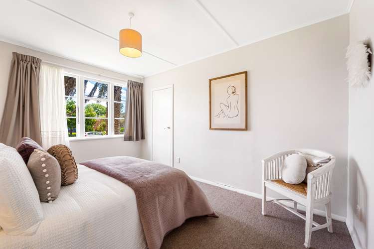 200 Waddington Drive Naenae_7