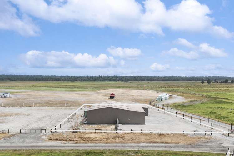 22 Airport Lane Haast_15