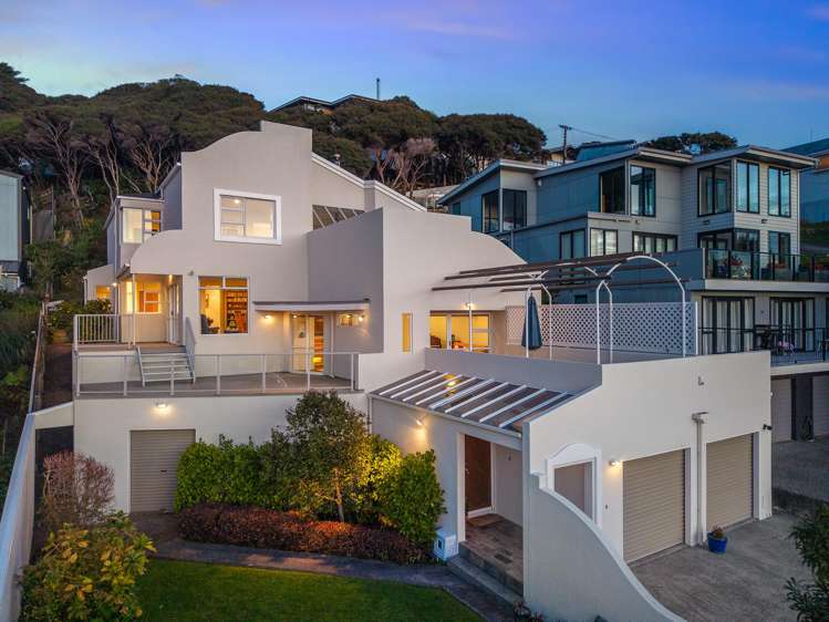 32 Paremata Crescent_0