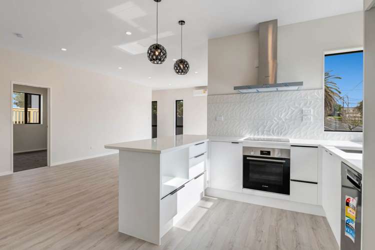 19a Red Beach Road Red Beach_3