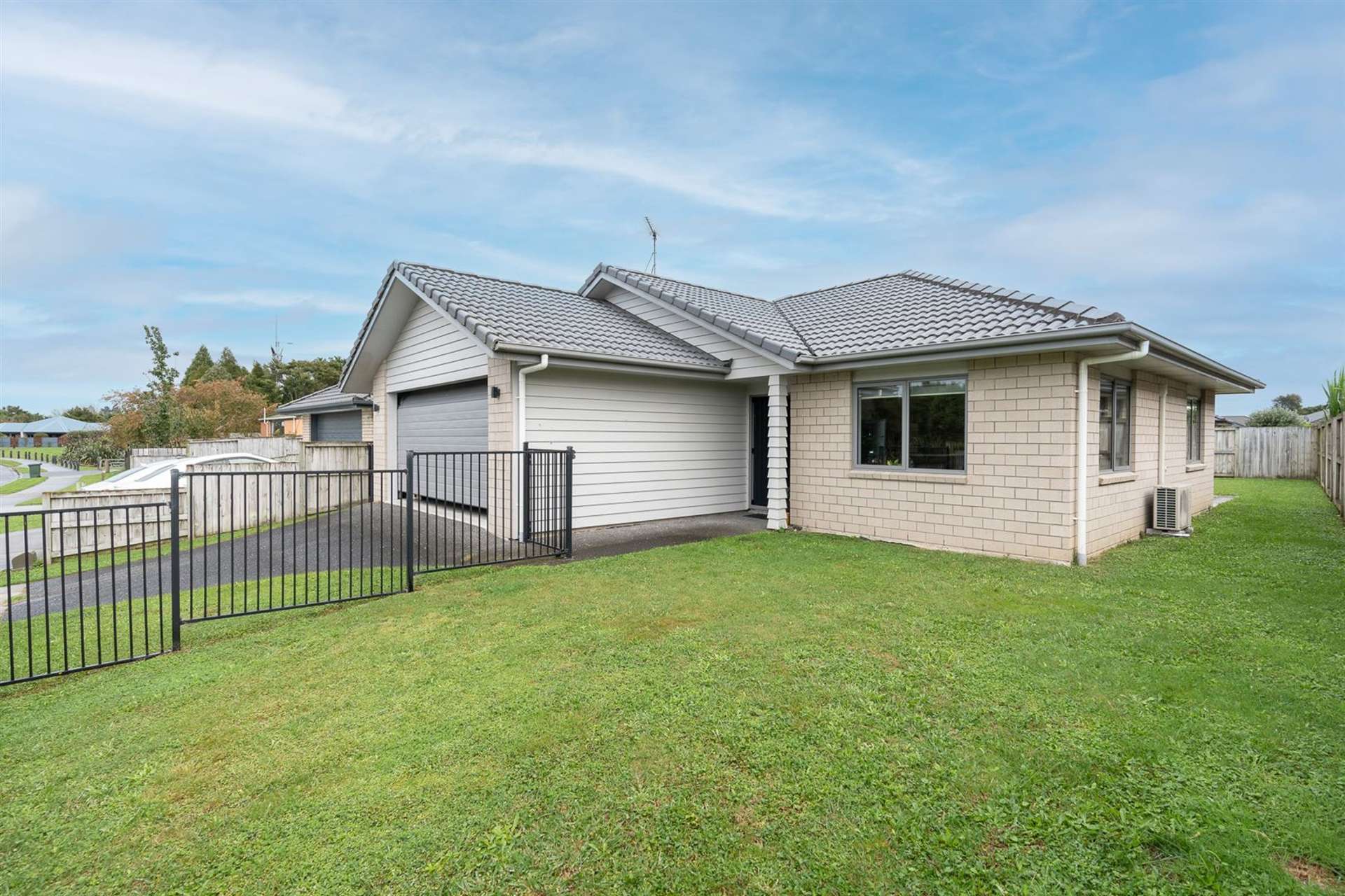 87 Barrington Drive Huntington_0