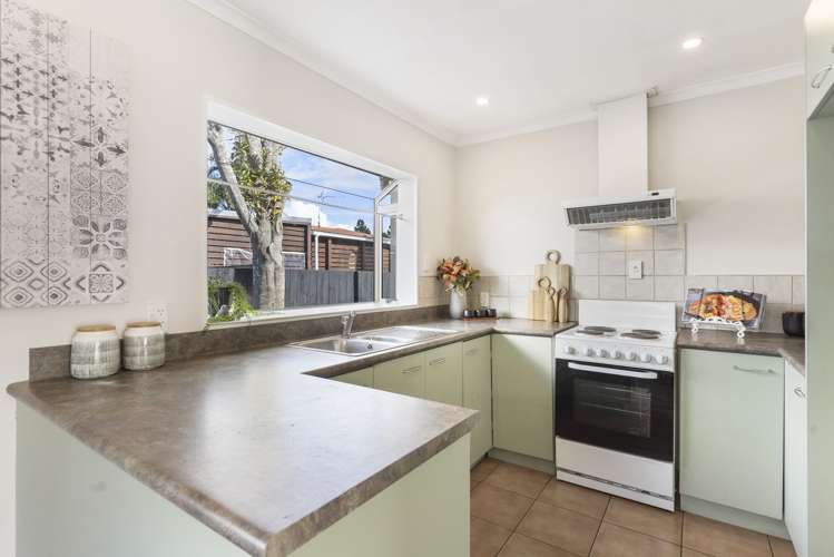 8 Glenburn Place Papakura_3