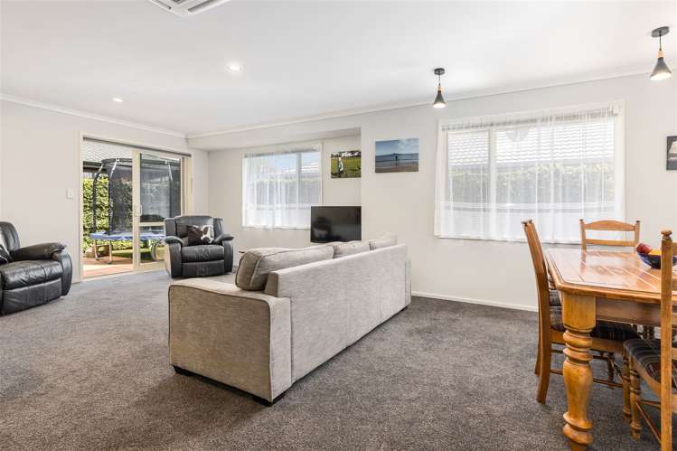 145a Charles Street Blenheim Central_3