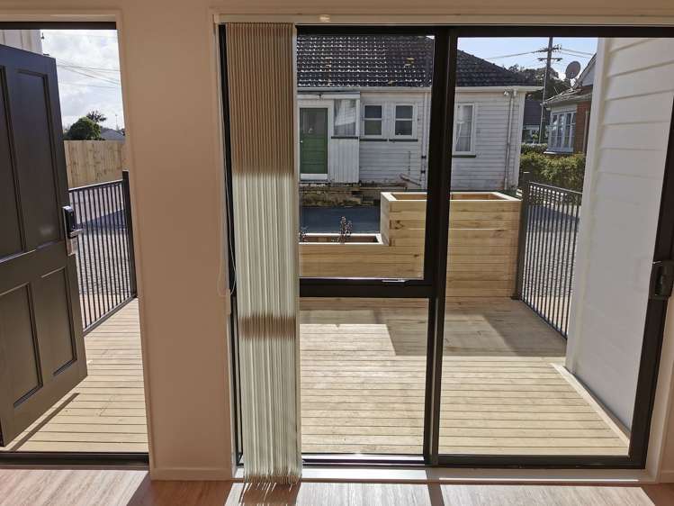 19C Hargest Terrace Mount Albert_10