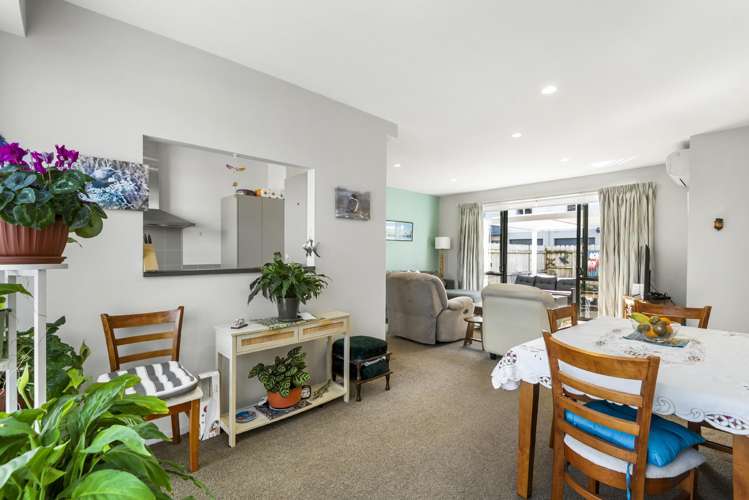 42/22 Northcross Drive Oteha_9