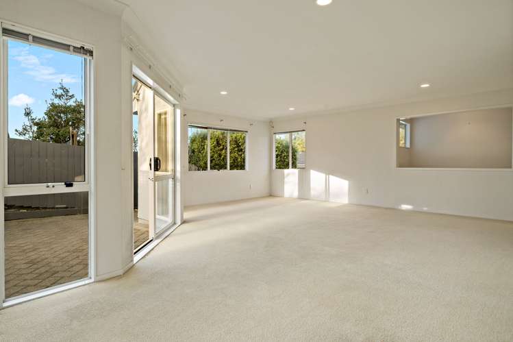 2/43 Hillsborough Road Hillsborough_5