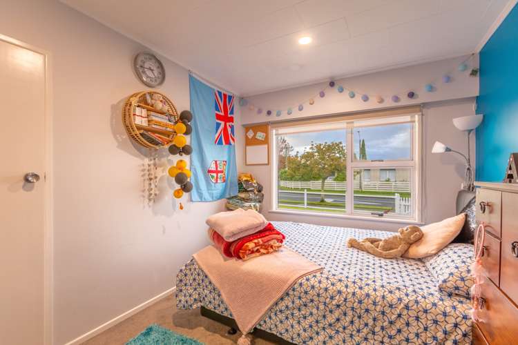 4 Upham Crescent Taradale_12