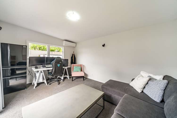 121 Hair Street Wainuiomata_19