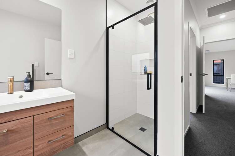 35 Earp Crescent Chartwell_8