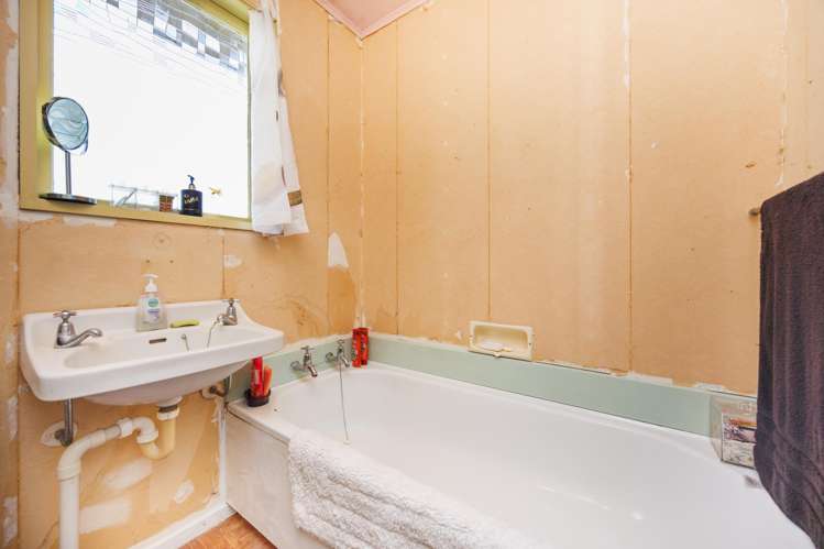 34 Rhodes Drive Kelvin Grove_16