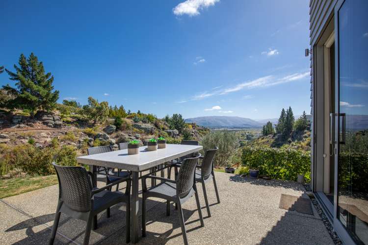 10 Lanes Road Alexandra_18