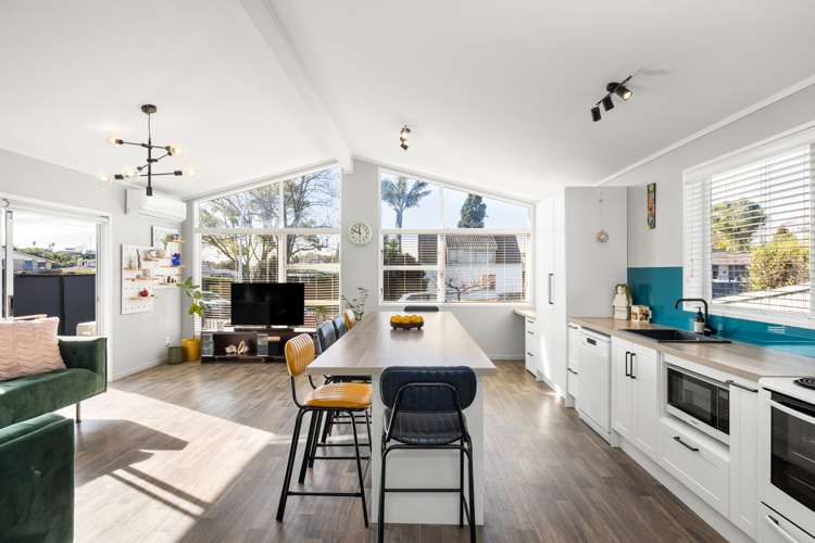 10 Awanui Place Welcome Bay_4