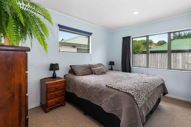 6 Morton Place Leamington_8