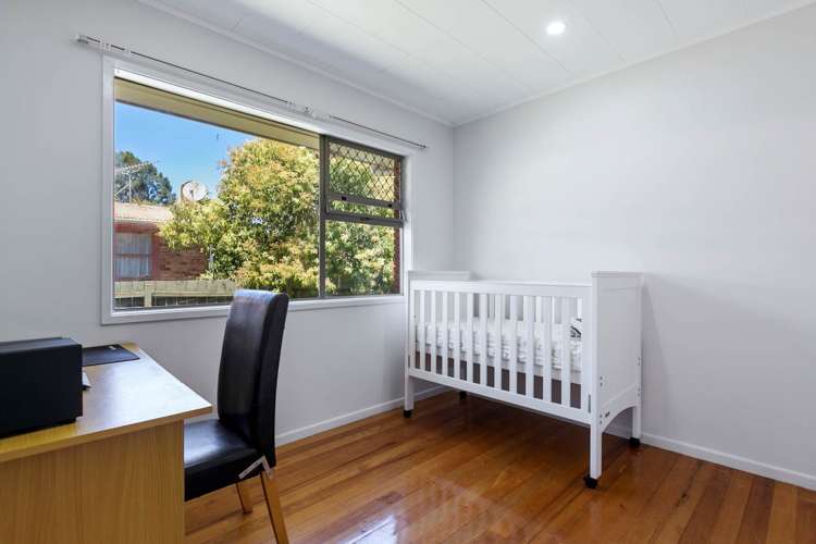 2/2 Chevis Place Pakuranga_6