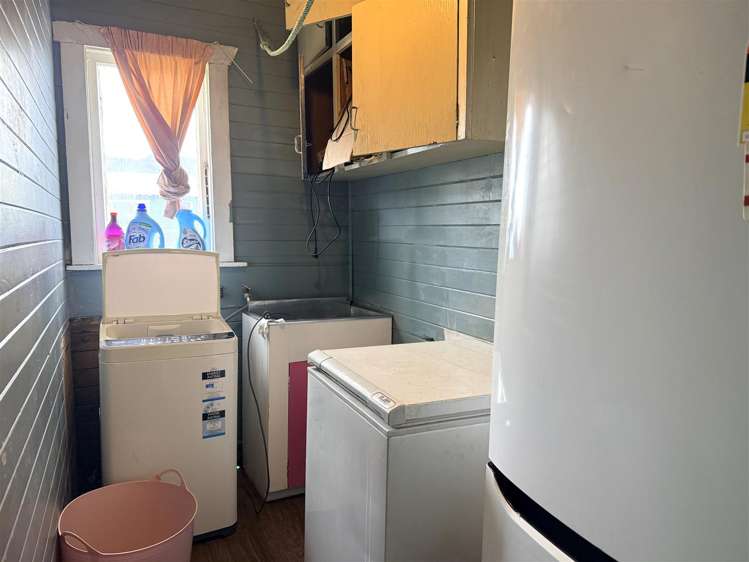 22 Peel Street Cobden_13