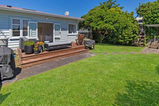 1/235 Up Waterloo Road Lower Hutt_1