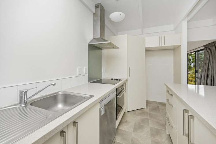 2/41 Merriefield Avenue Forrest Hill_7