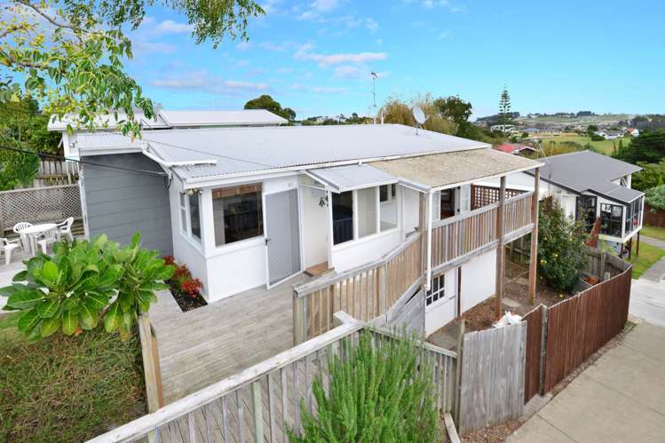 20a Moffat Road Red Beach_10