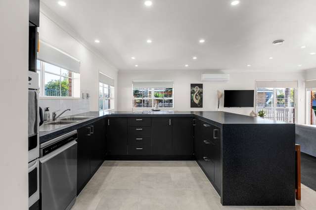 42 Gilbass Avenue Hamilton Lake_1