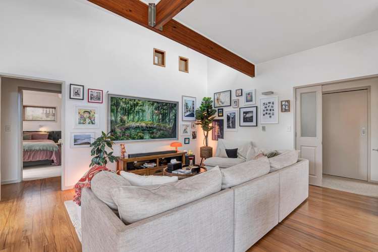 12 Leatham Avenue Strandon_13