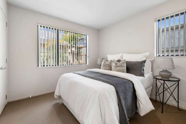 9 Oakville Avenue Flat Bush_10