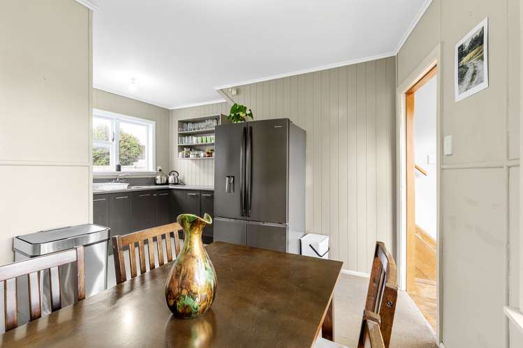 4 Renfrew Place Highbury_8