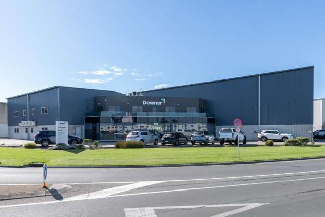 High-Profile Industrial Corporate Head Office - Prime Location
