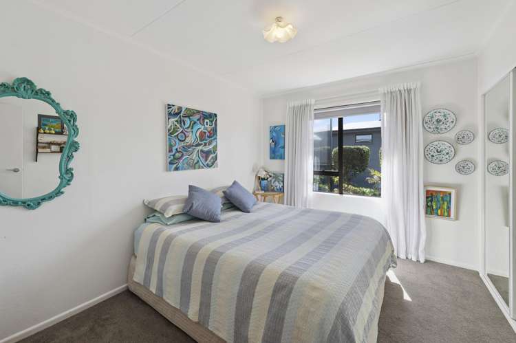 9 Gillies Avenue Central_16