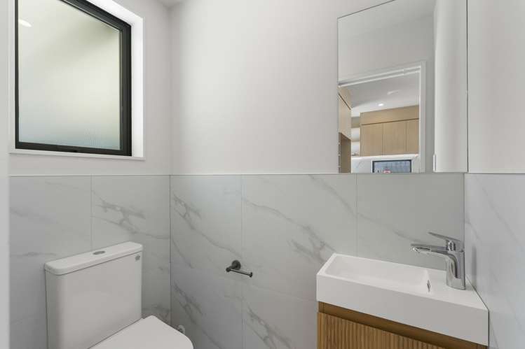 72 Langana Ave Browns Bay_13