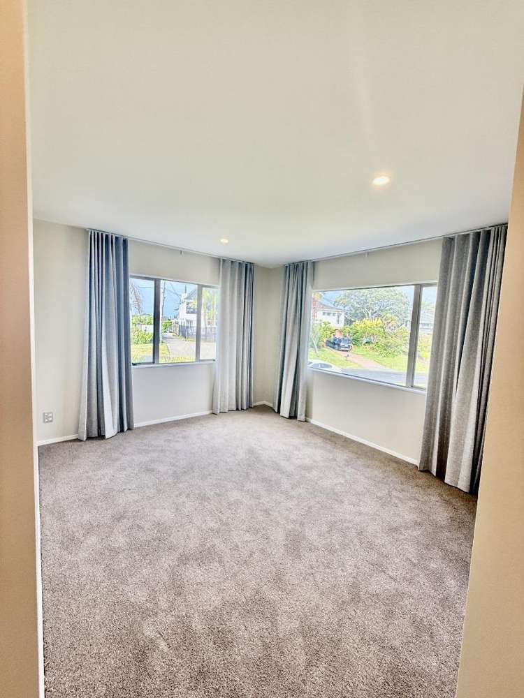 8 Scarboro Terrace Murrays Bay_16