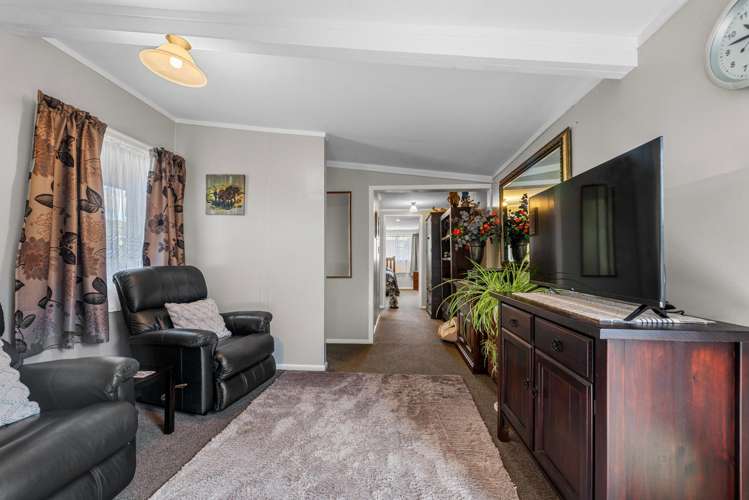 15 Fenruss Street Fairy Springs_9