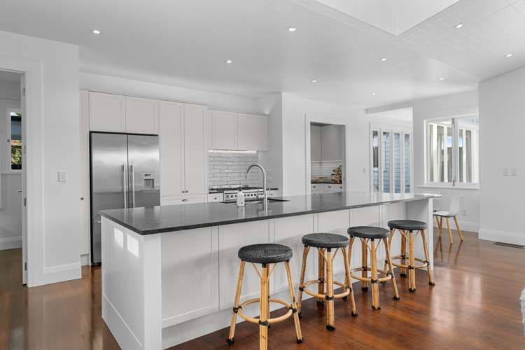 27 Mains Avenue Kensington_10