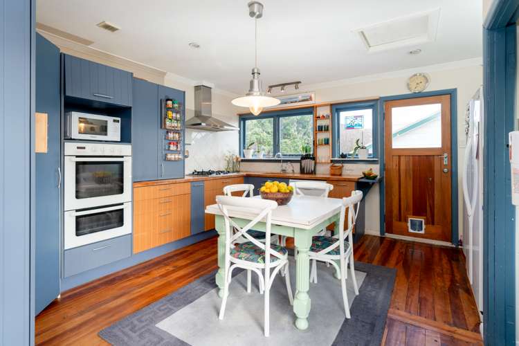 108 Wellington Road Paekakariki_17