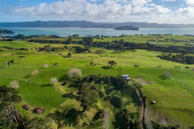 Versatile Coastal Farm – 44.7ha Manukau Heads