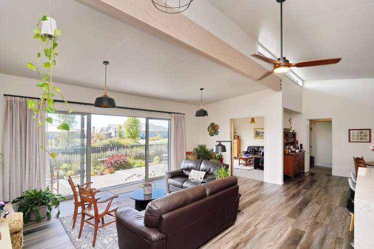 39 Blunden Road Lincoln_17