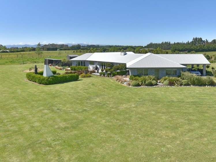 2/197 Lawford Road West Melton_21