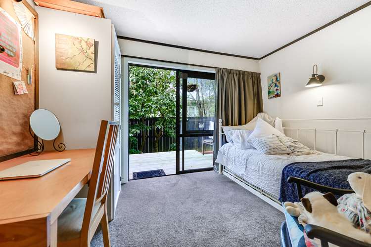 100 Albert Street Hamilton East_16