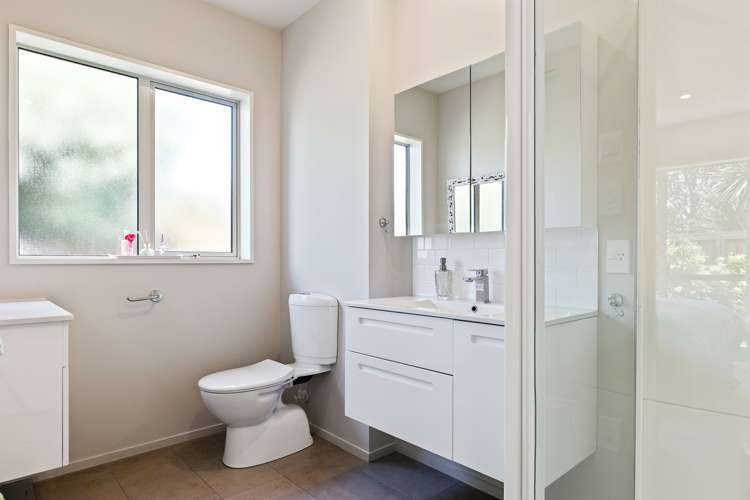 76 Rushmore Drive Belfast_9