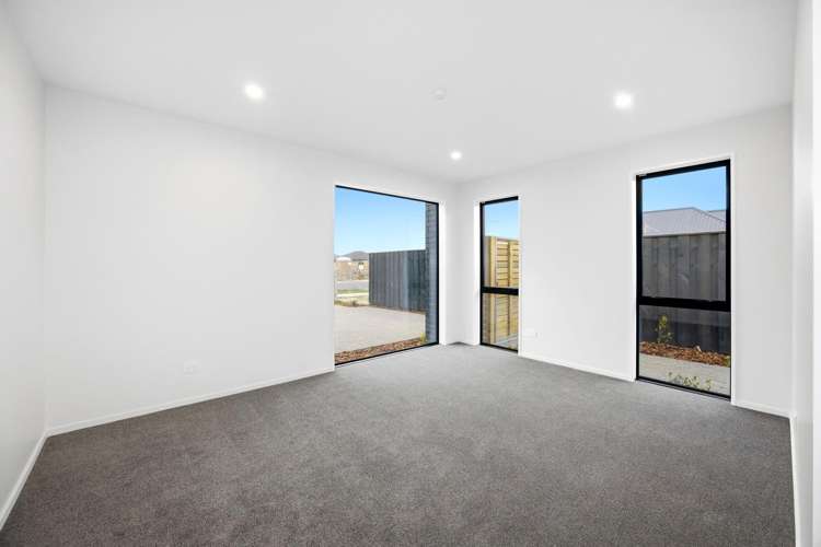 18 Greenslade Drive Lincoln_5