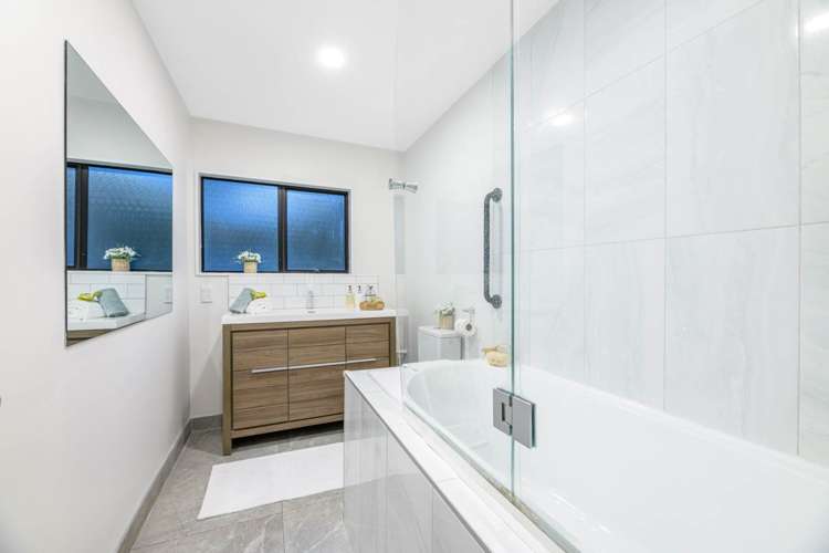 2/180 Onewa Road Birkenhead_14