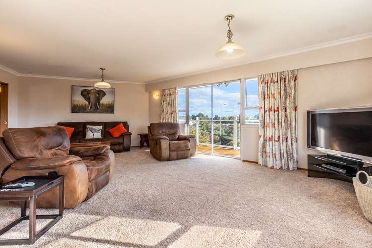 19 Lemon Street Otaki_2