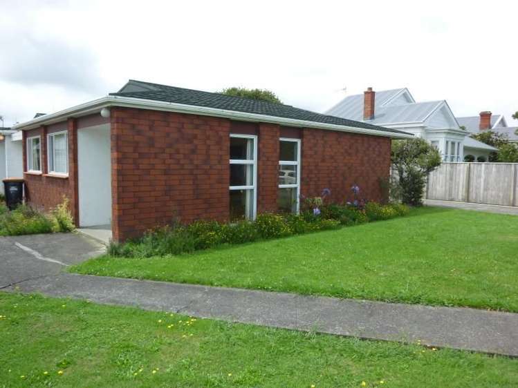 1/133 Russell Street Palmerston North Central_0