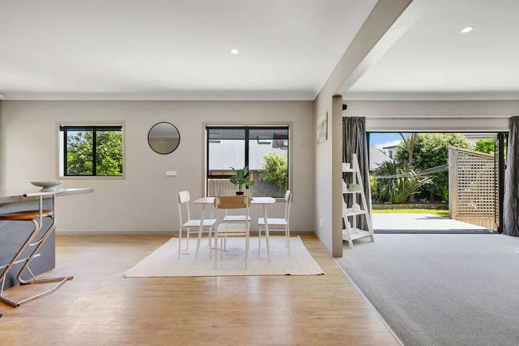 9 Richard Street Titahi Bay_8