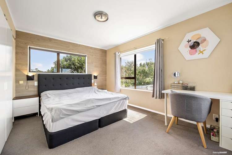 2/5 Abbotleigh Avenue Te Atatu Peninsula_8