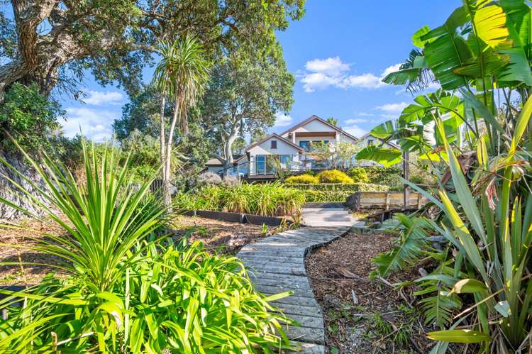 155 Ocean View Road Oneroa_12