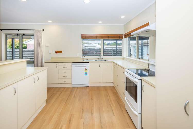 9 Cromwell Drive Fitzroy_7