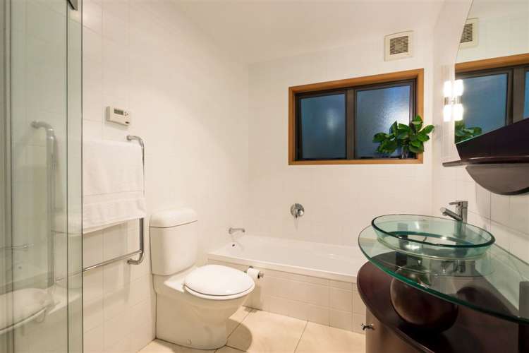 36 Mcbreen Avenue Northcote_15