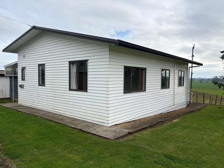 2/75 Perrin Road_0