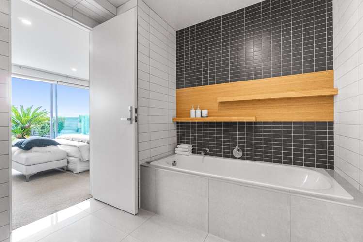 3/42 Bramley Drive Farm Cove_13