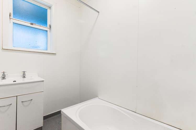 3 Totara Road Stanmore Bay_15